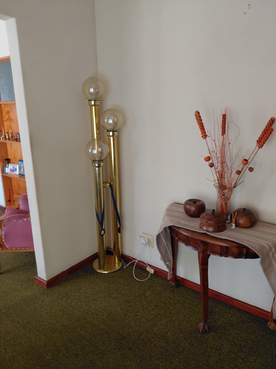 To Let 3 Bedroom Property for Rent in New Orleans Western Cape
